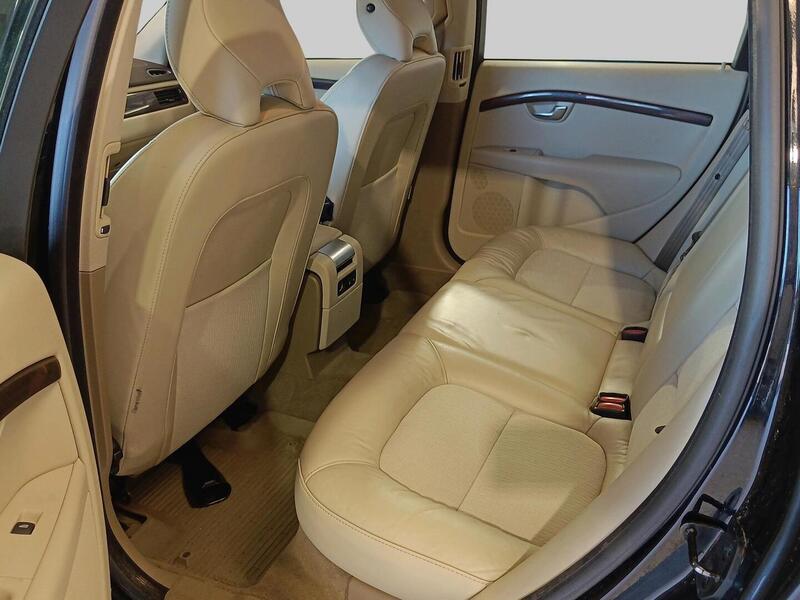 Volvo V70 vaihtoauto