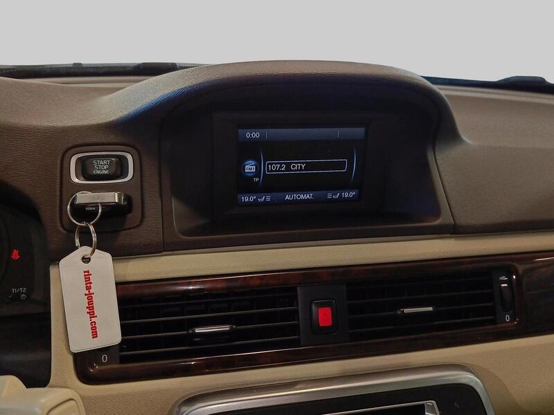 Volvo V70 vaihtoauto