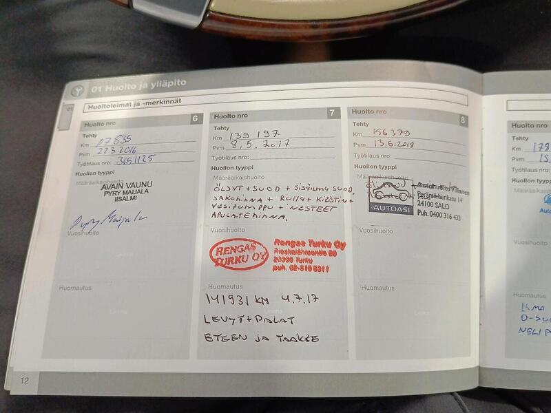 Volvo V70 vaihtoauto