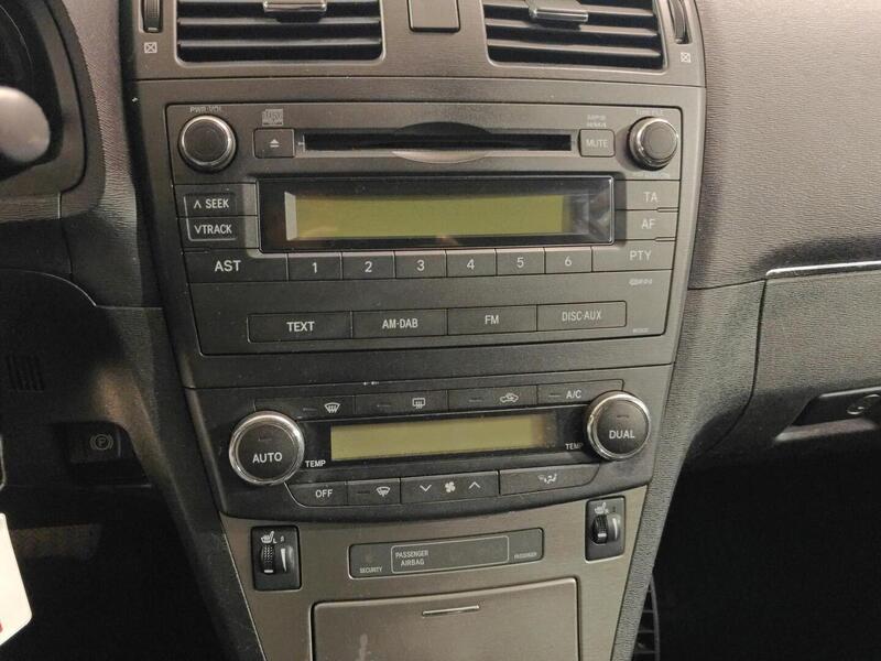 Toyota Avensis vaihtoauto