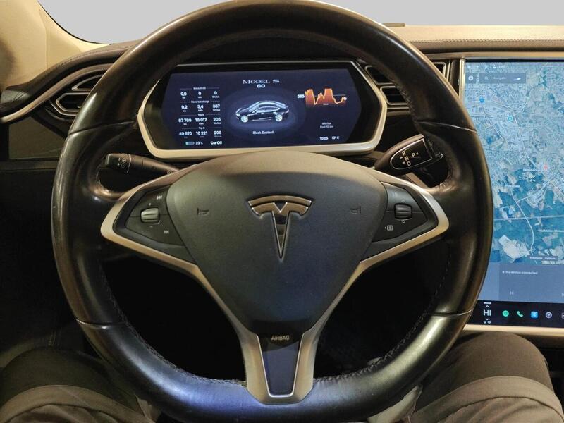 Tesla Model S vaihtoauto