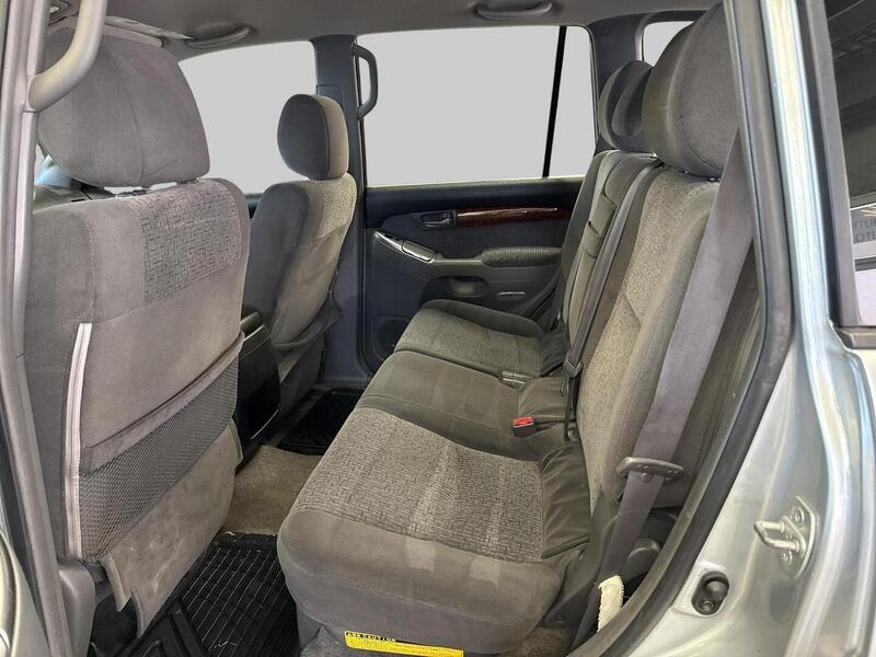 Toyota Land Cruiser vaihtoauto