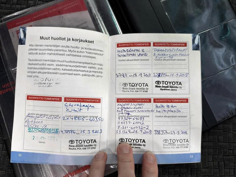 Toyota Land Cruiser vaihtoauto