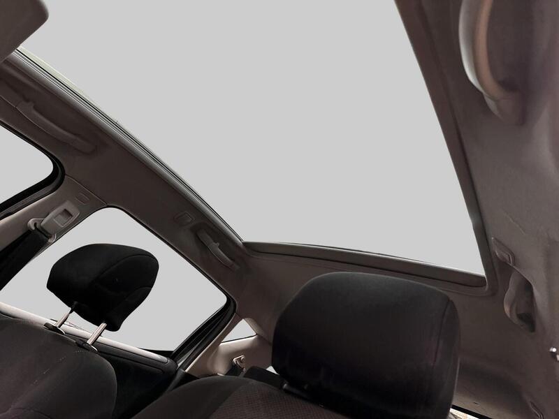 Peugeot 207 vaihtoauto