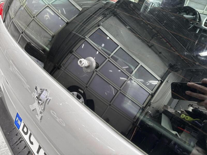 Peugeot 207 vaihtoauto