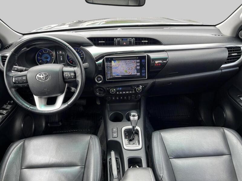 Toyota Hilux vaihtoauto