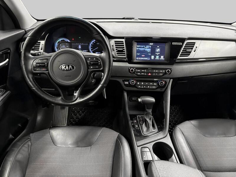 Kia Niro plug-in vaihtoauto