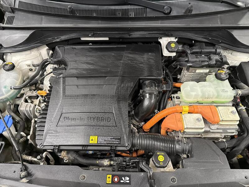 Kia Niro plug-in vaihtoauto