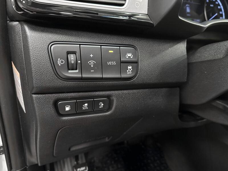 Kia Niro plug-in vaihtoauto