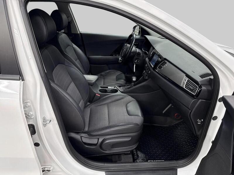 Kia Niro plug-in vaihtoauto