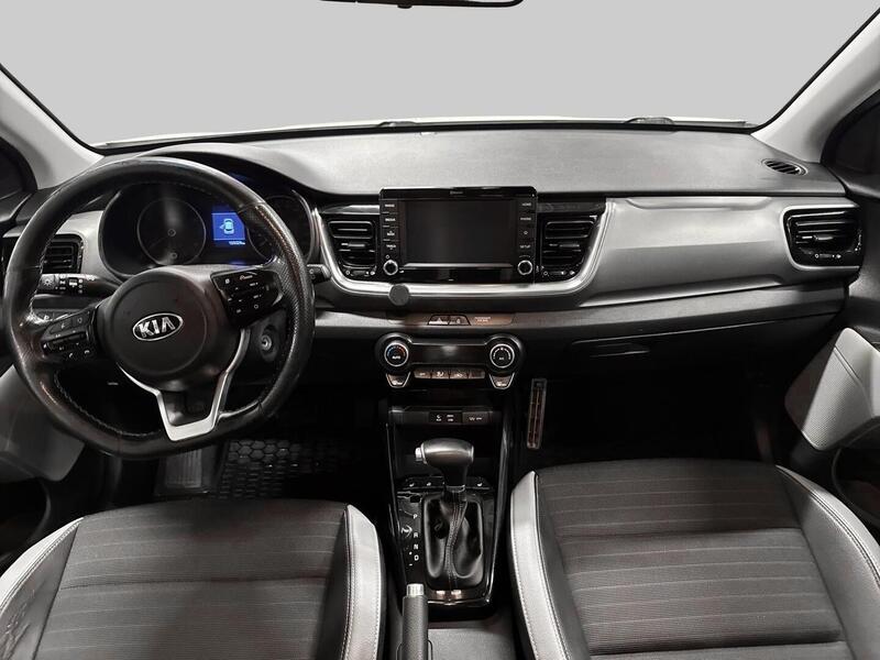 Kia Stonic vaihtoauto