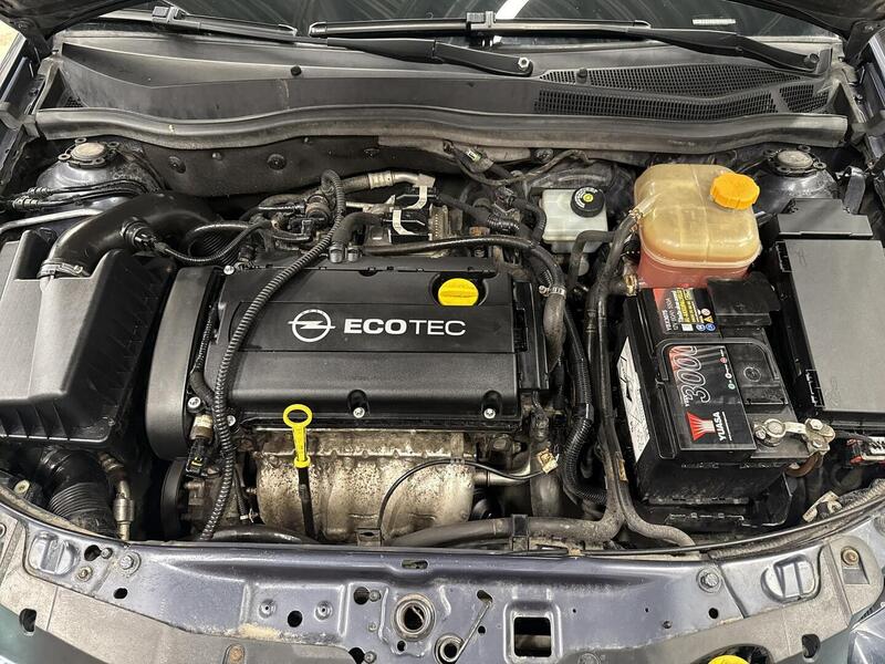 Opel Astra vaihtoauto