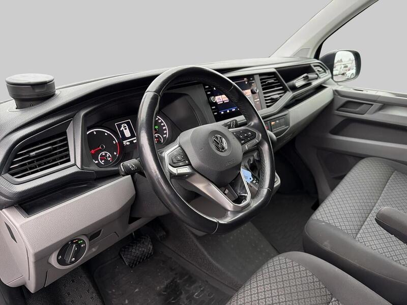 Volkswagen Caravelle vaihtoauto