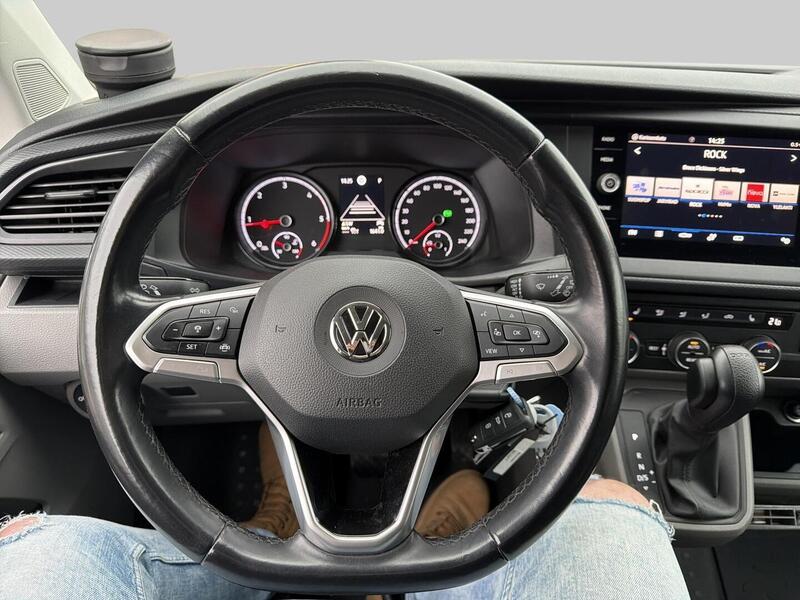 Volkswagen Caravelle vaihtoauto