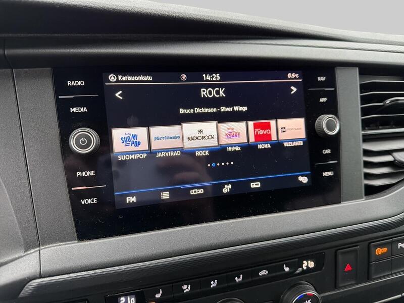 Volkswagen Caravelle vaihtoauto