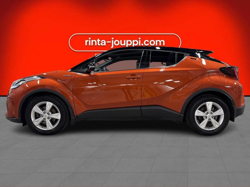 Toyota C-HR vaihtoauto