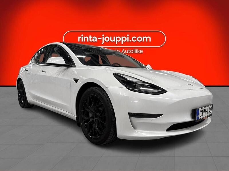 Tesla Model 3 vaihtoauto