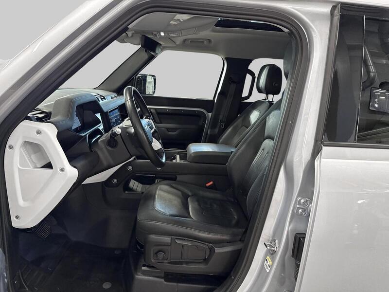 Land Rover Defender vaihtoauto