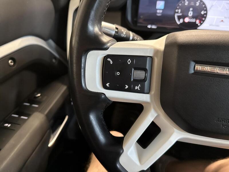 Land Rover Defender vaihtoauto