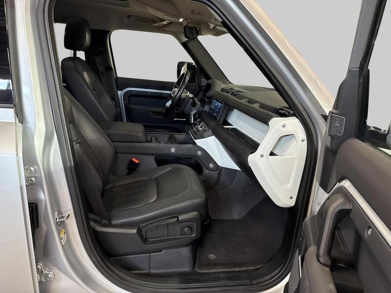 Land Rover Defender vaihtoauto