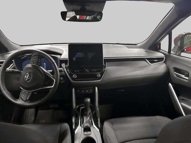 Toyota Corolla Cross vaihtoauto