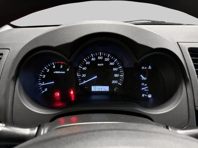 Toyota Hilux vaihtoauto