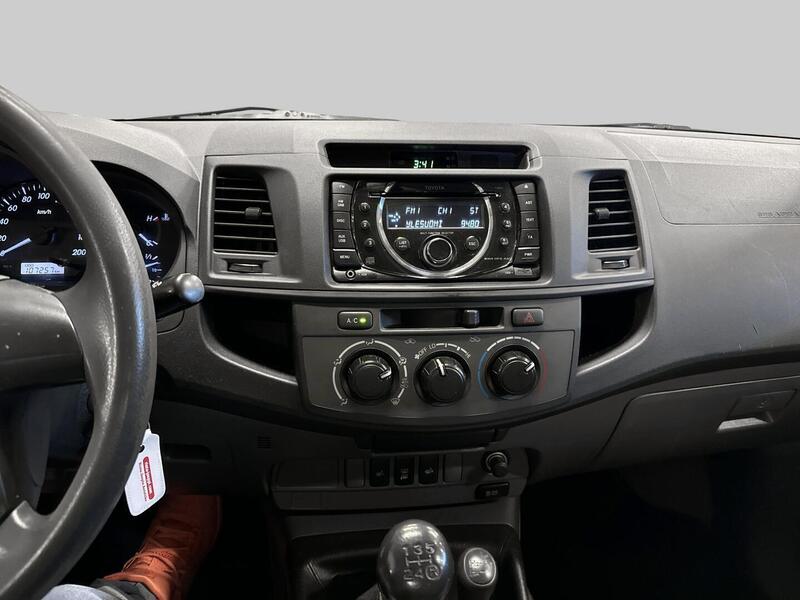 Toyota Hilux vaihtoauto