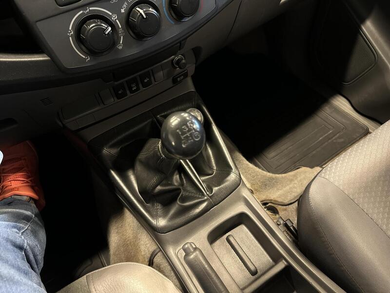 Toyota Hilux vaihtoauto