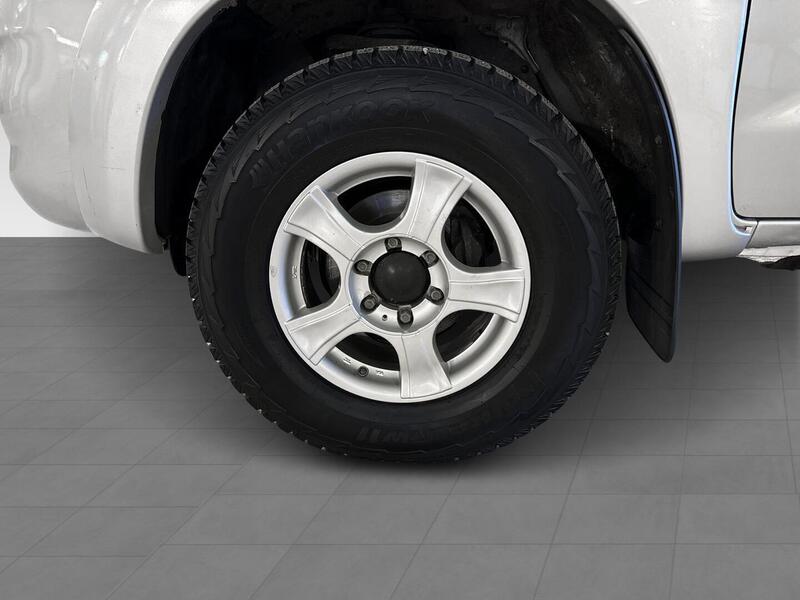 Toyota Hilux vaihtoauto