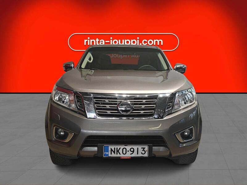 Nissan Navara vaihtoauto