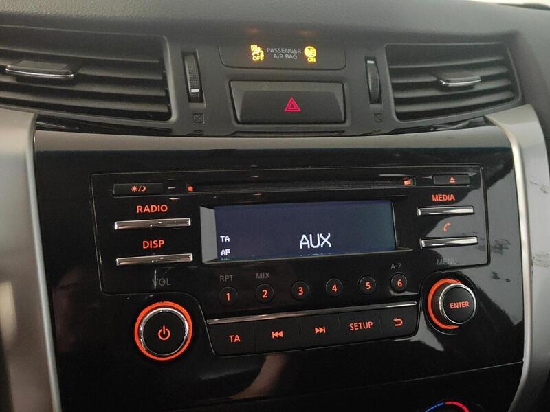 Nissan Navara vaihtoauto