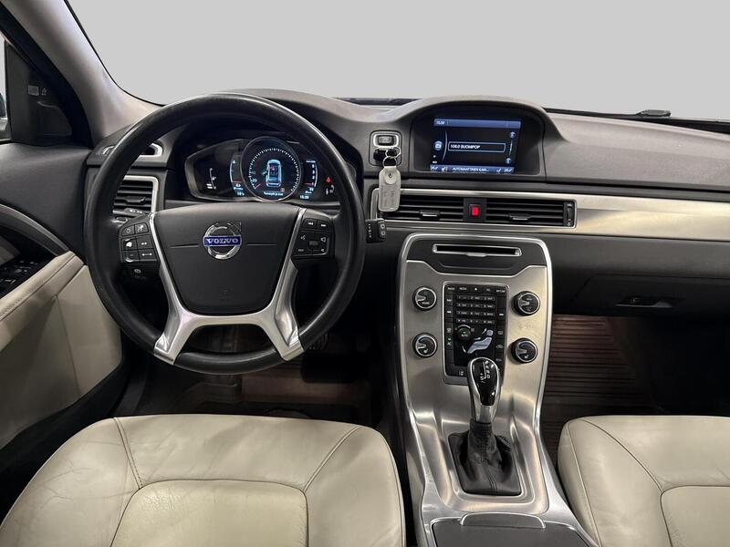 Volvo V70 vaihtoauto