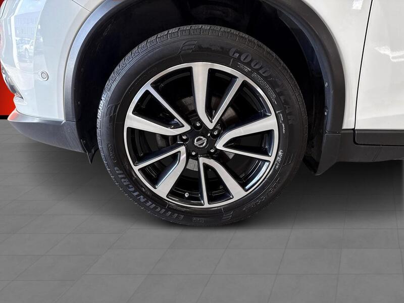 Nissan X-Trail vaihtoauto