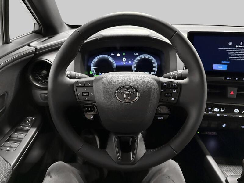 Toyota C-HR vaihtoauto