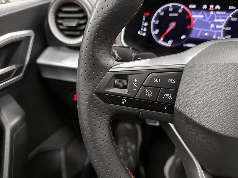 SEAT Arona vaihtoauto