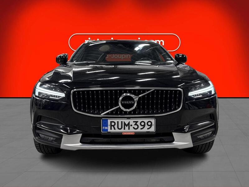 Volvo V90 Cross Country vaihtoauto