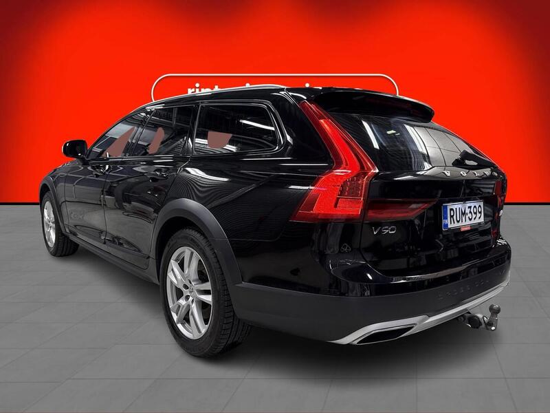 Volvo V90 Cross Country vaihtoauto