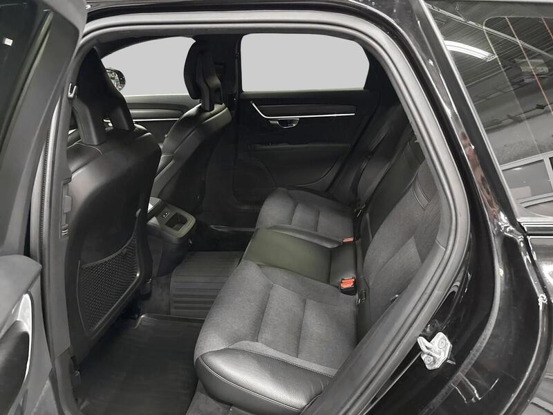 Volvo V90 Cross Country vaihtoauto