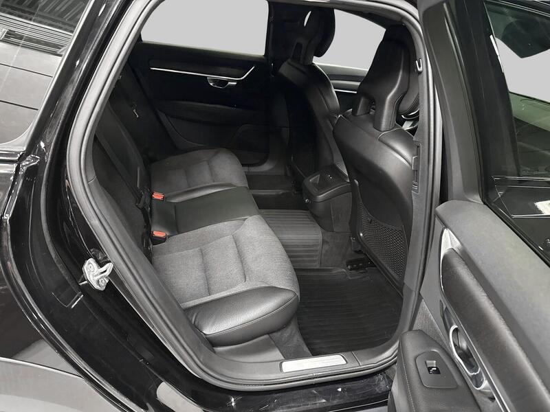 Volvo V90 Cross Country vaihtoauto