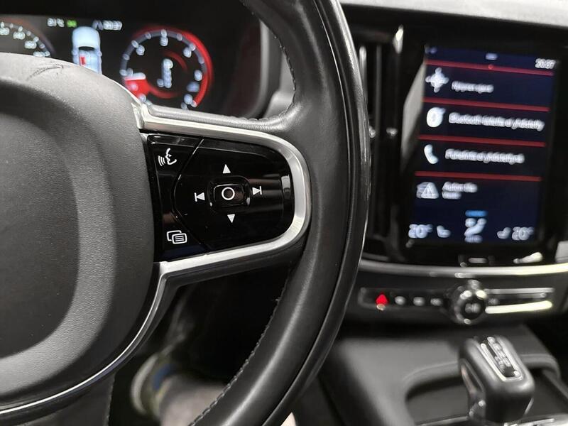 Volvo V90 Cross Country vaihtoauto