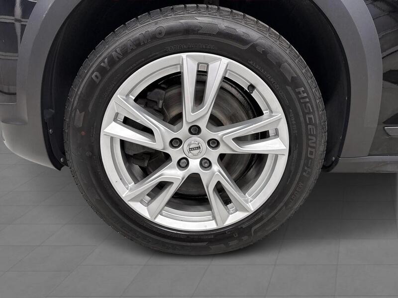 Volvo V90 Cross Country vaihtoauto