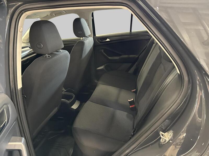 Volkswagen T-Roc vaihtoauto