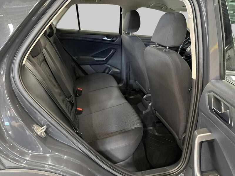 Volkswagen T-Roc vaihtoauto