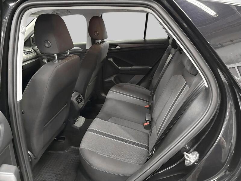 Volkswagen T-Roc vaihtoauto