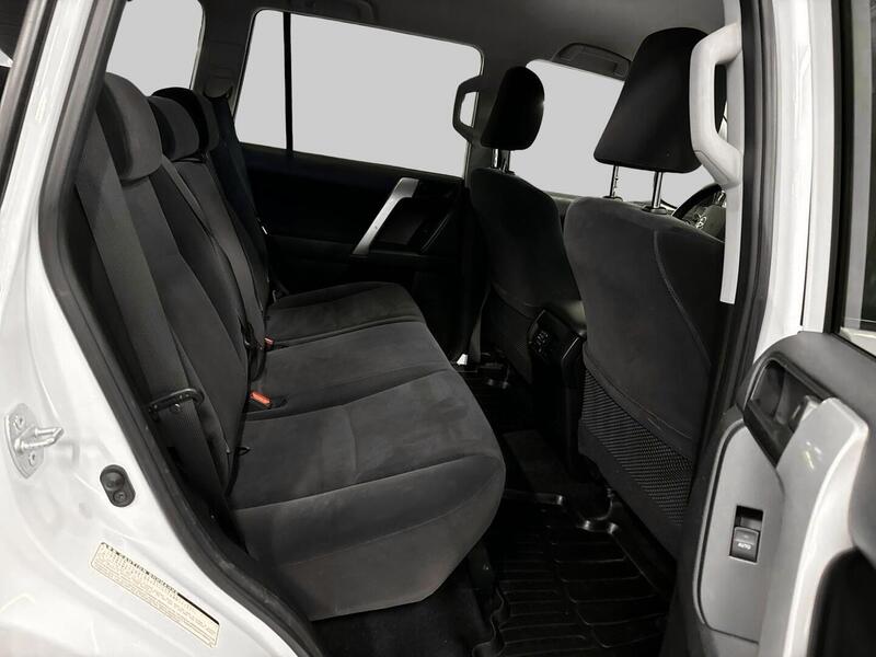 Toyota Land Cruiser vaihtoauto