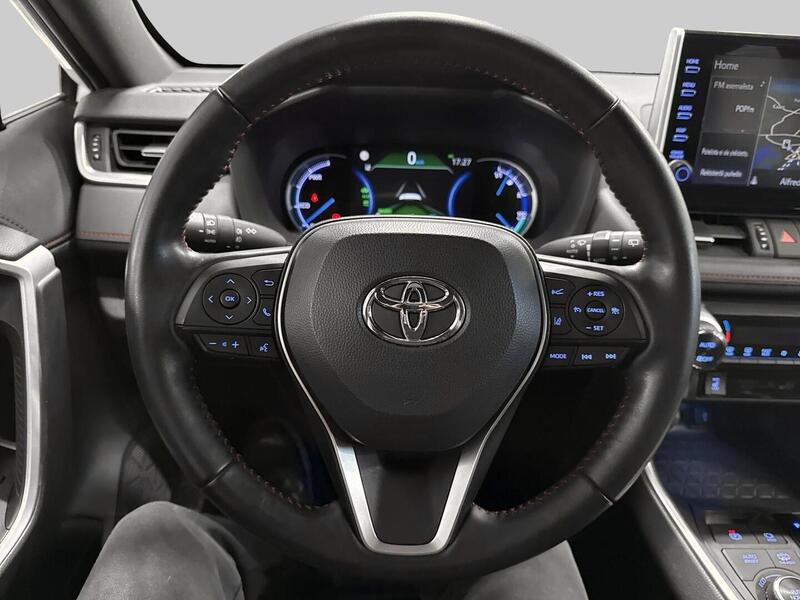 Toyota RAV4 vaihtoauto