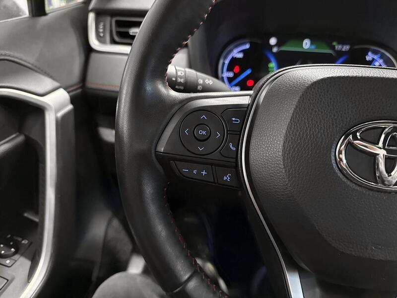 Toyota RAV4 vaihtoauto