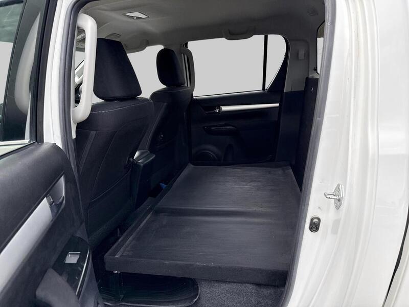 Toyota Hilux vaihtoauto