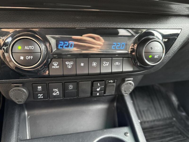 Toyota Hilux vaihtoauto