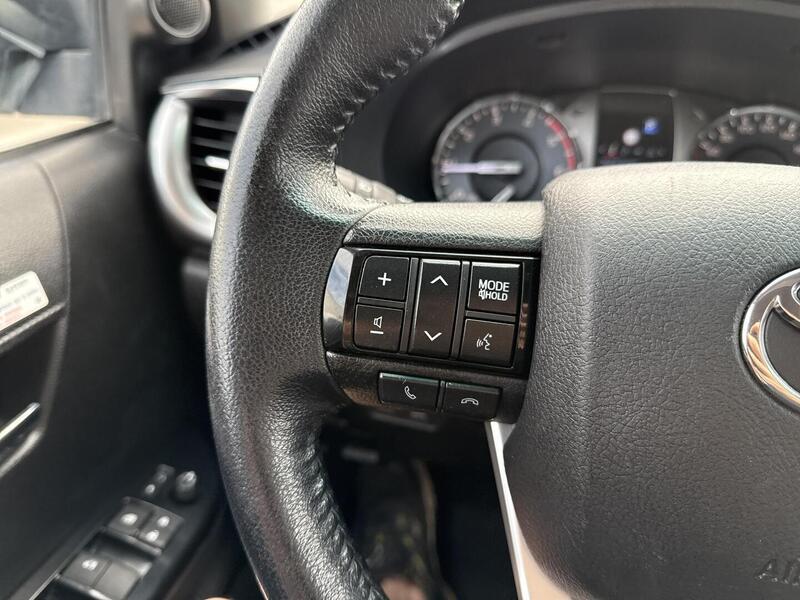 Toyota Hilux vaihtoauto